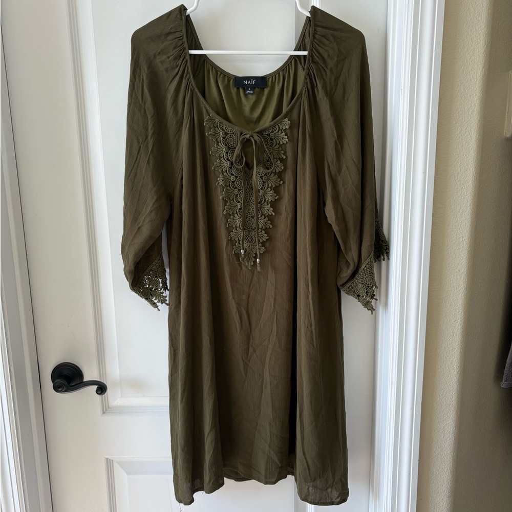 Naïf Olive Green Boho Tunic Dress Large Lace Trim Dolman Sleeve Rayon